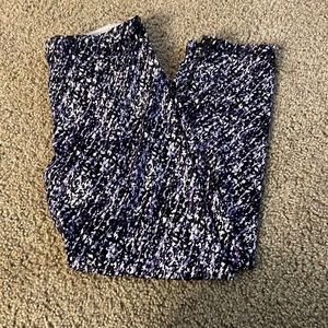 High Energy Size Medium Purple, Black & White Athletic Leggings Capris